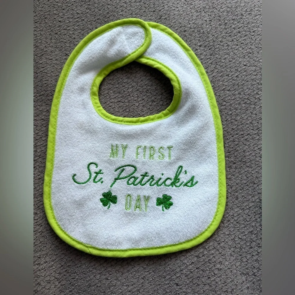 St. Patrick’s day bibs my 1st St. Patrick’s Day‎
